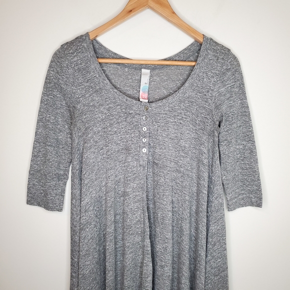 * Gray * Free People Beach Henley 1/2 Sleeve Flowy Dress - Picture 4 of 11